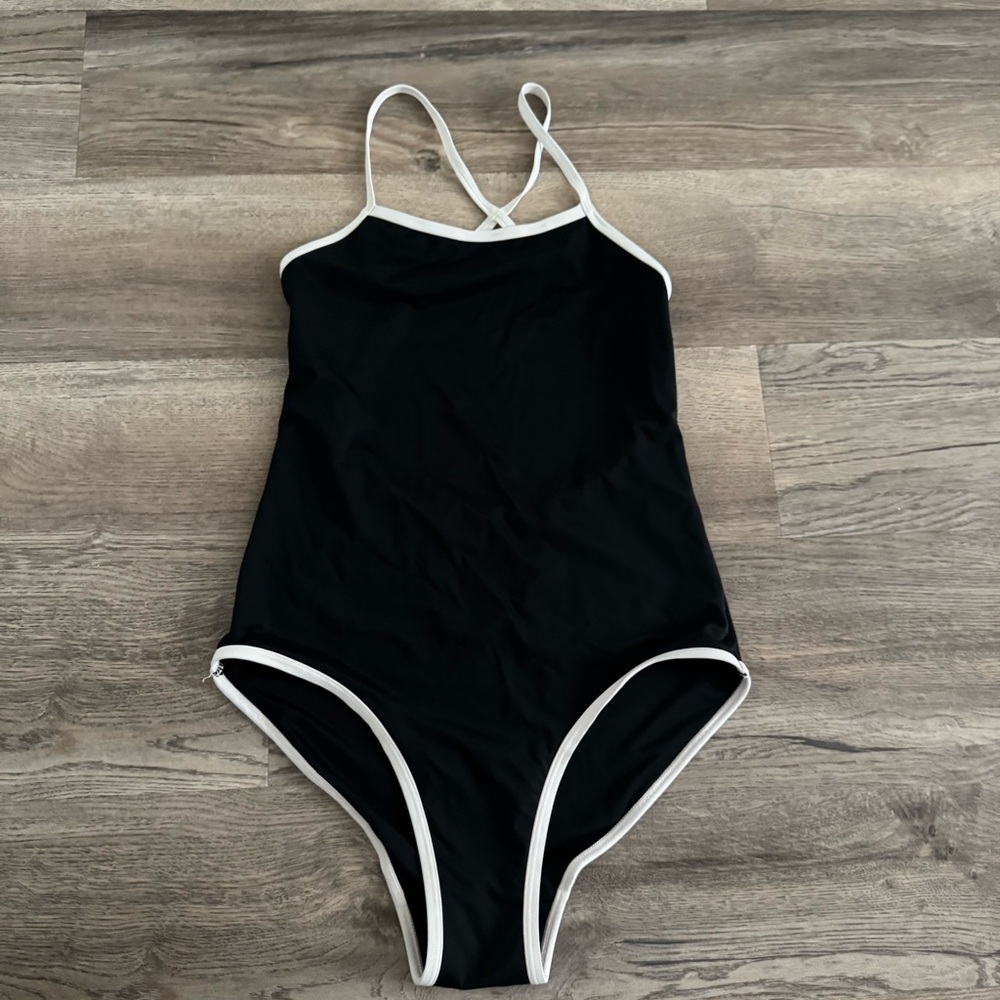 KNIX Period Swim Freestyle One-Piece - Picture 3 of 7